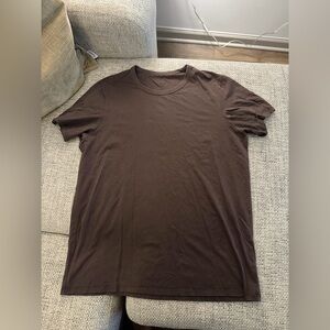 Lululemon Men's Brown T-Shirt